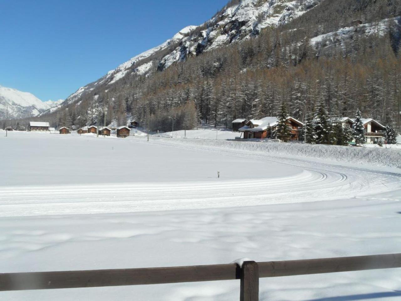 Monte Rosa Taesch, Apartments Mit Wellness Bereich 外观 照片